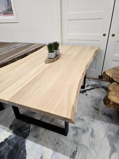 Table en érable type live edge 40x70 – Image 3