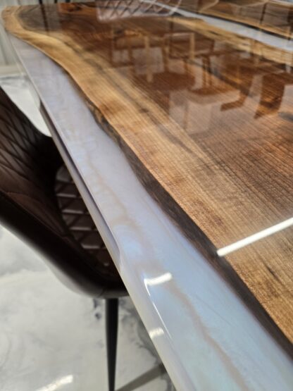 Table rivière d'époxy 3D - 44x84 – Image 5